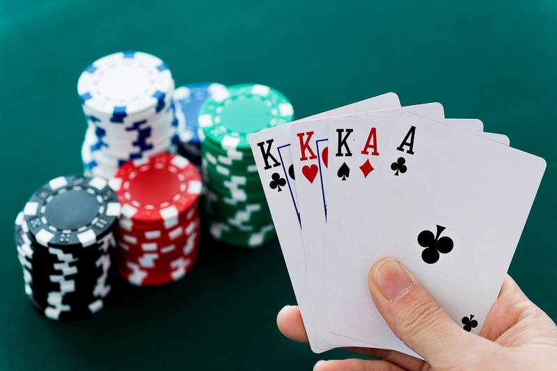 How to manage your bankroll when playing online slots