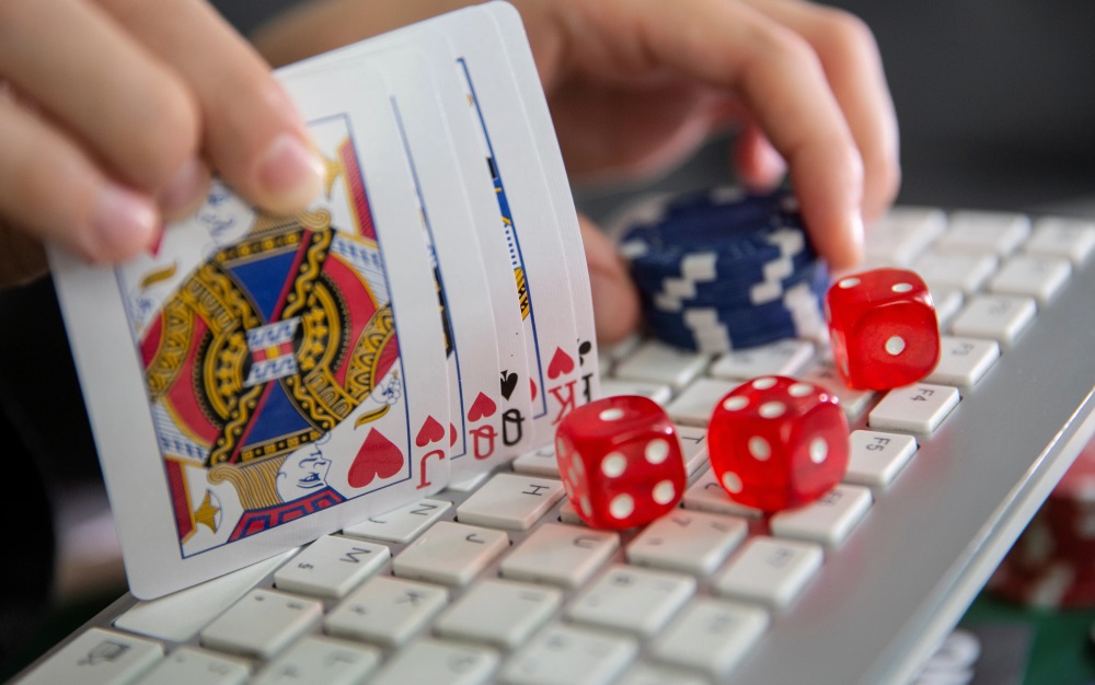 Win More Cash On Playing Real Online Casino Games with Real Fun